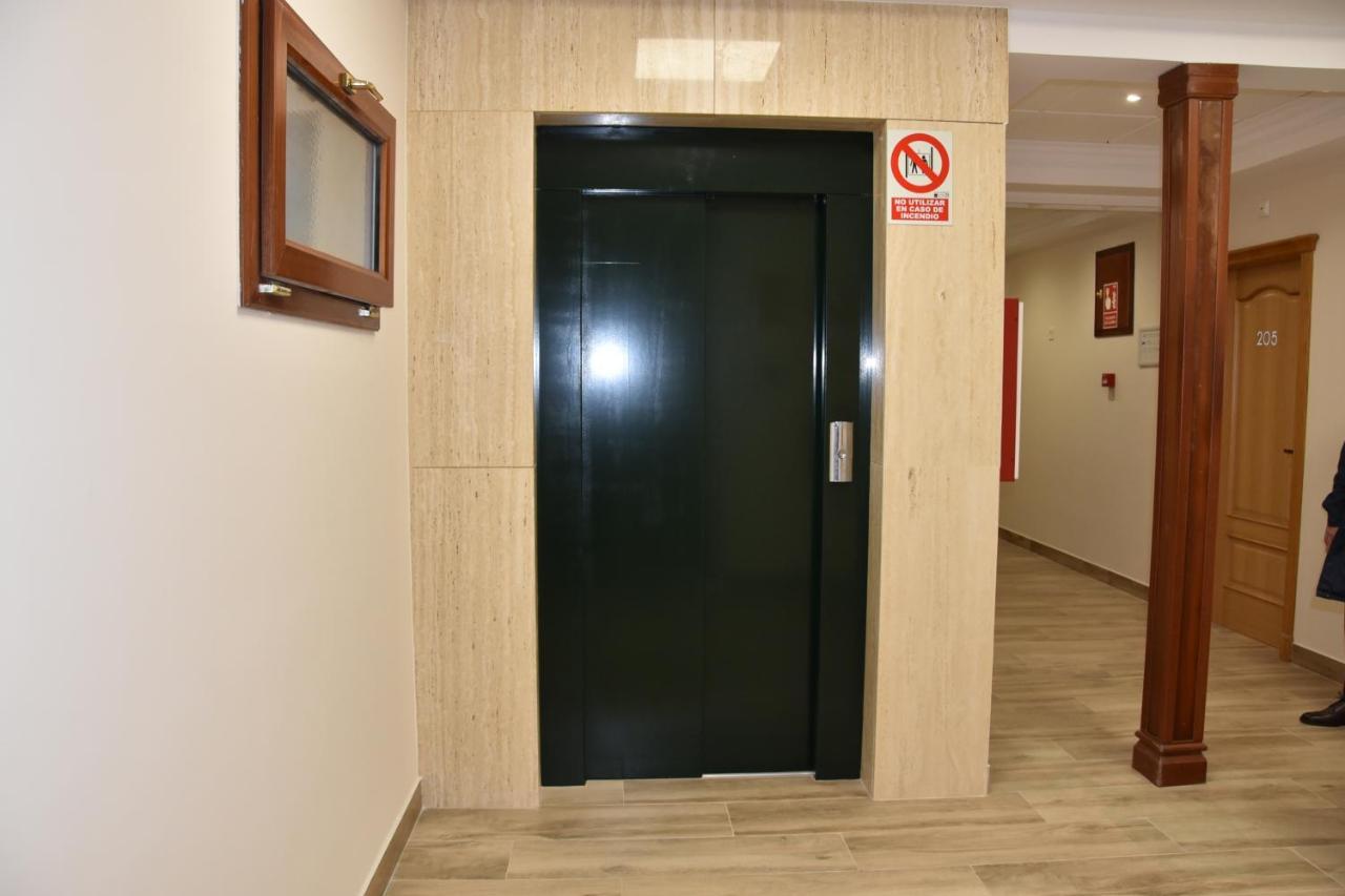 Hotel Canas 3*